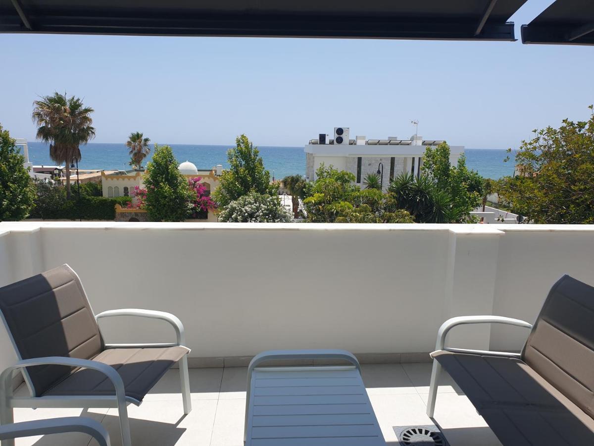 Apartamentos La Cala De Mijas Luaran gambar